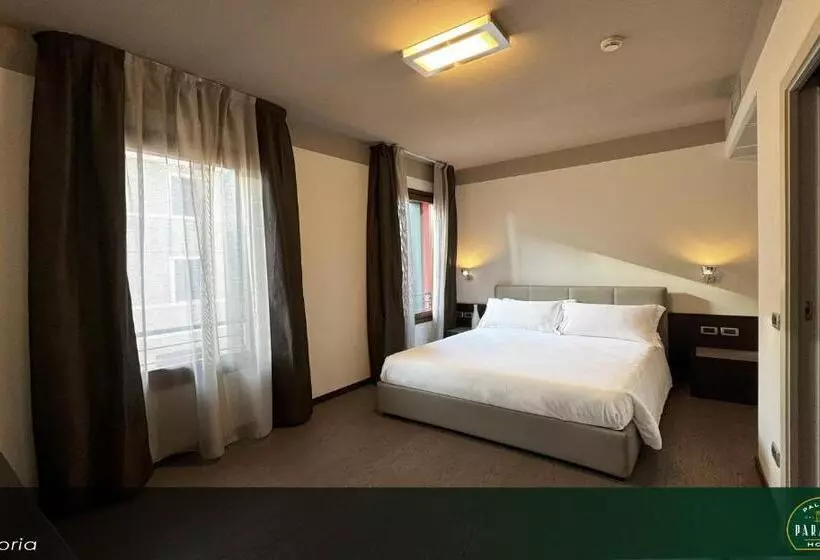 ホテル Palazzo Paradiso