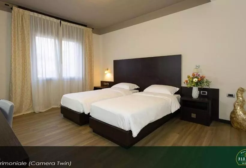 ホテル Palazzo Paradiso