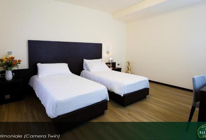 בית מלון כפרי Palazzo Paradiso