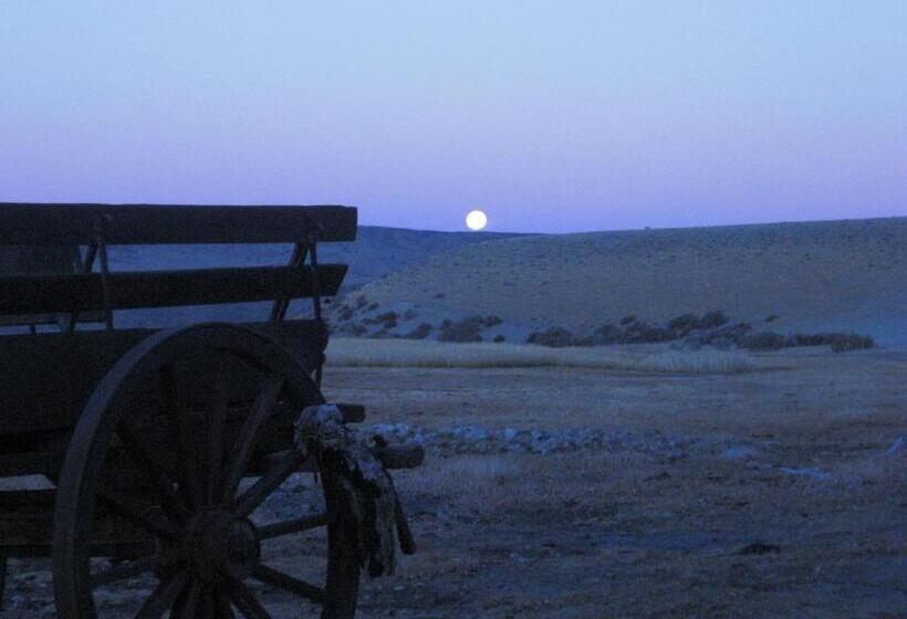 فندق Estancia La Angostura