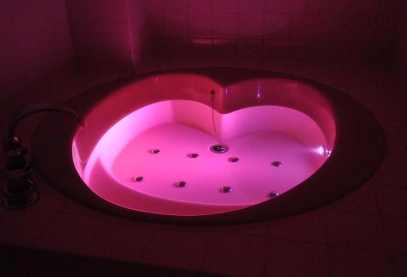 Otel ｈｏｔｅｌkura