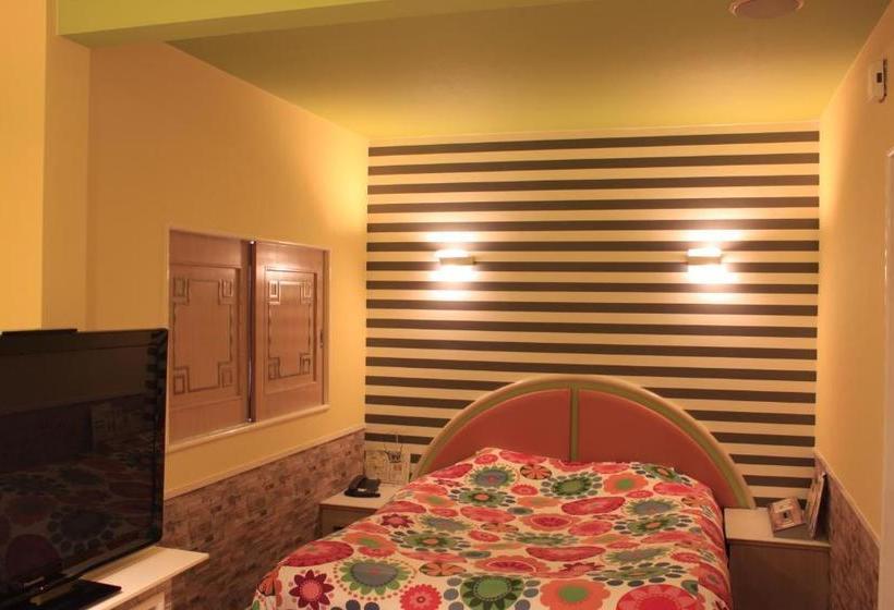 בית מלון כפרי Miami