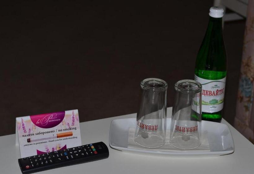 בית מלון כפרי Provans