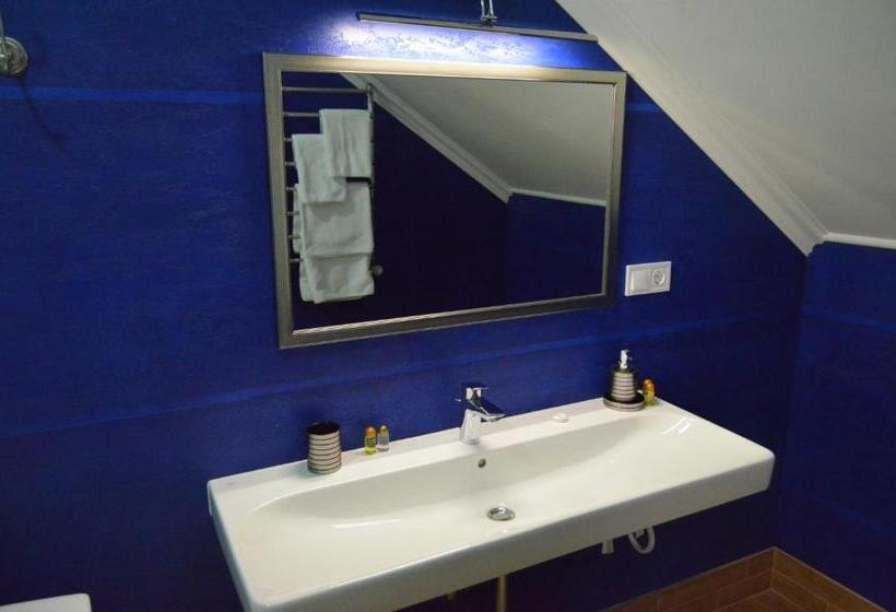 בית מלון כפרי Provans