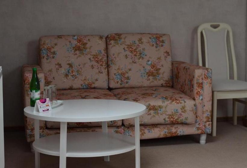 בית מלון כפרי Provans