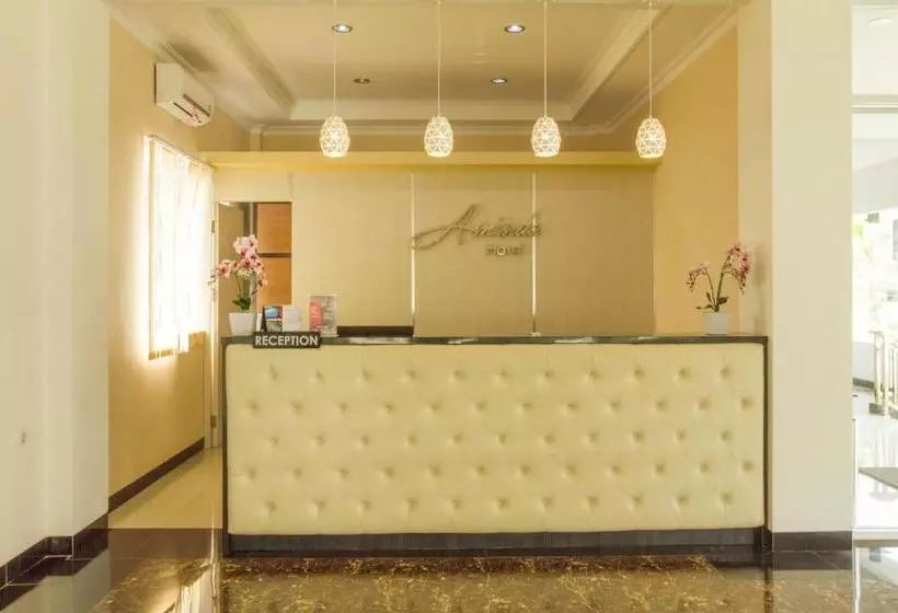 ホテル Reddoorz Plus Near Jatinangor Town Square 2