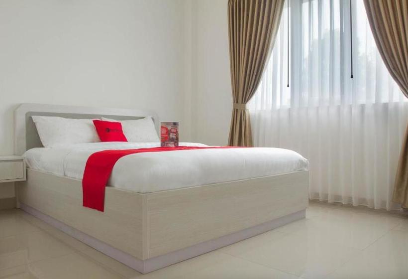 Hotel Reddoorz Plus Near Jatinangor Town Square 2