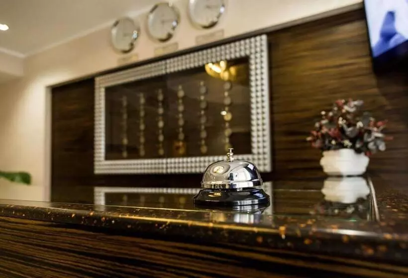 Park Hotel Warshawskiy