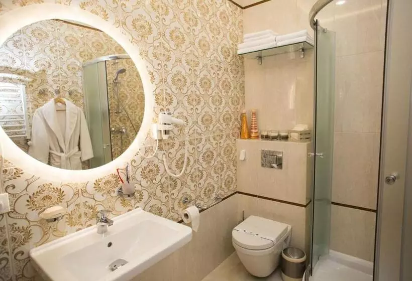 Park Hotel Warshawskiy