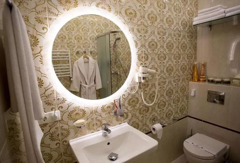 Park Hotel Warshawskiy