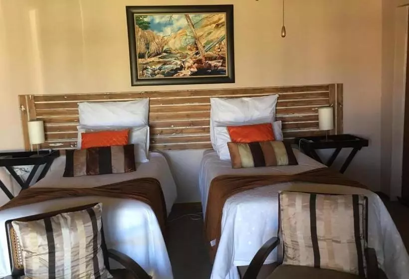 Majatalo De Sandsteen Gastehuis