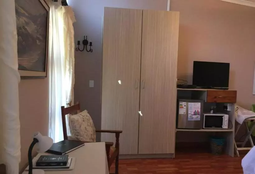 Majatalo De Sandsteen Gastehuis