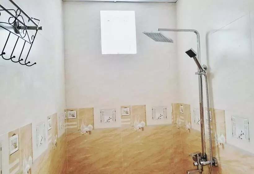 پانسیون Homestay Gia Phú