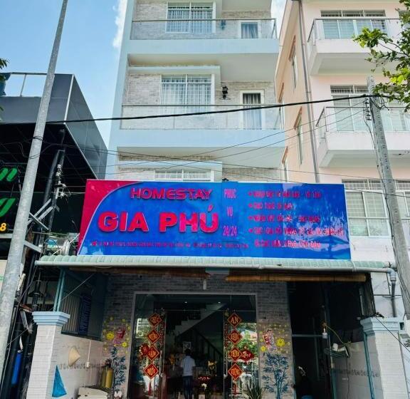 Pension (Hôtel basse catégorie) Homestay Gia Phú