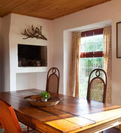 بنسيون The Manor House