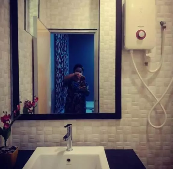 ペンション Weng Kong