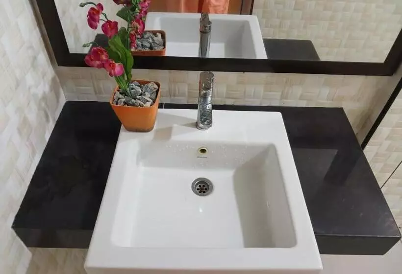 ペンション Weng Kong