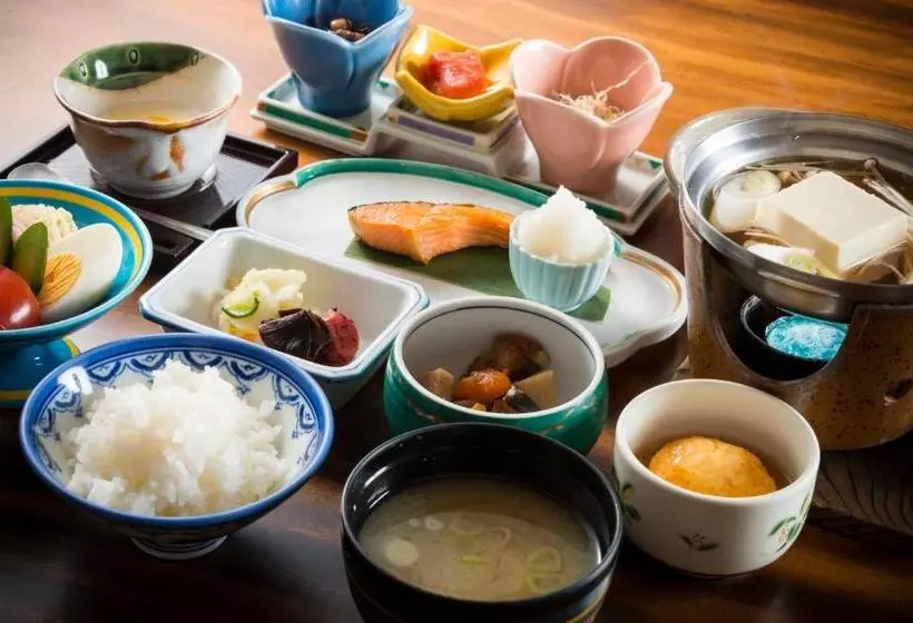 Ryokan Miyajimaonsen Takinoso