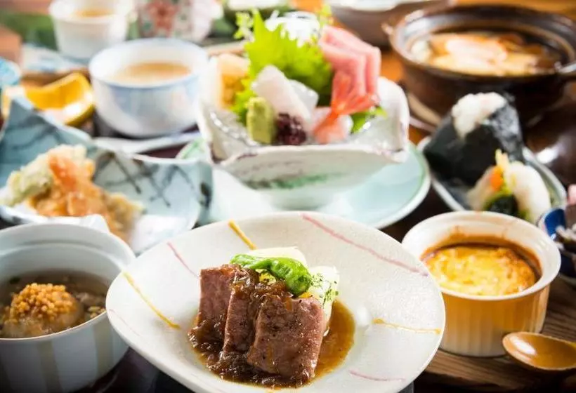 Ryokan Miyajimaonsen Takinoso