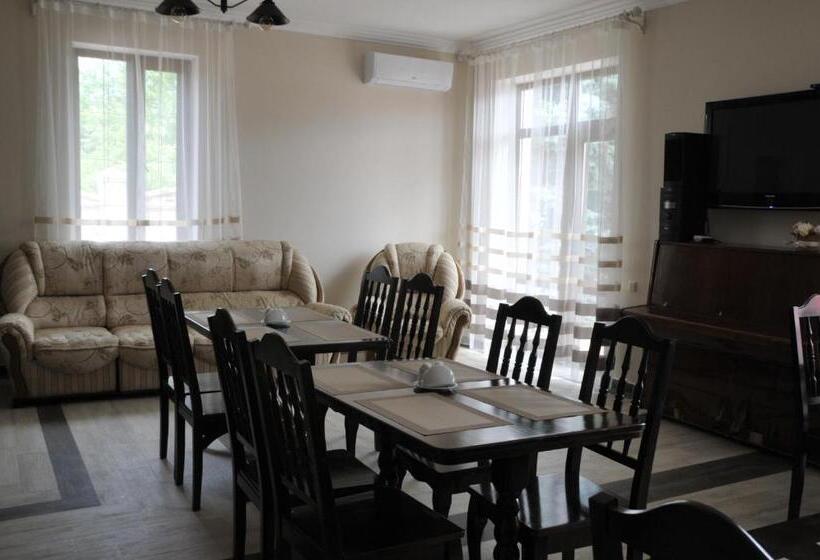 فندق صغير Dom Fedorovyh