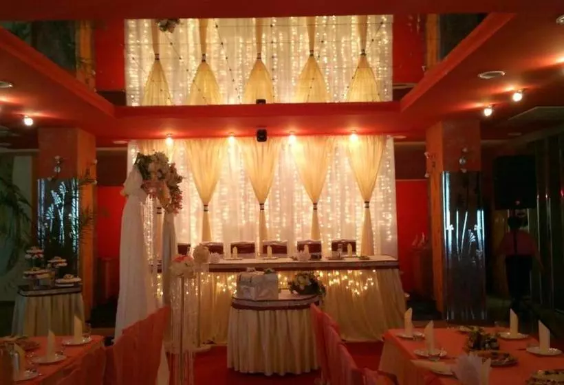 Retkeilymaja Troyanda