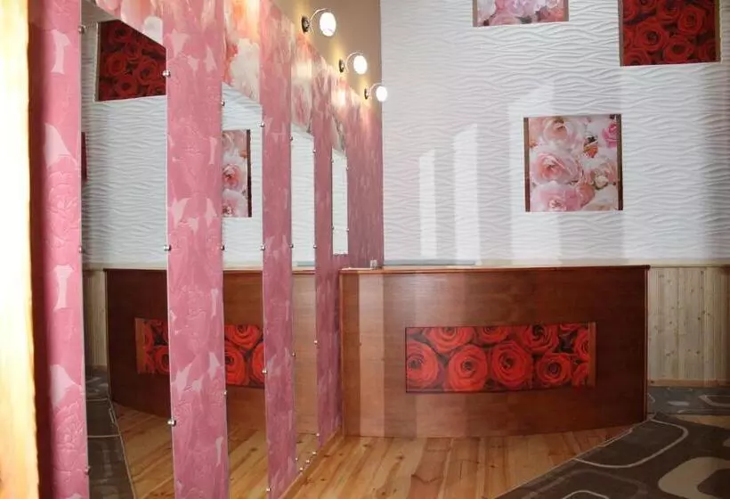 Retkeilymaja Troyanda