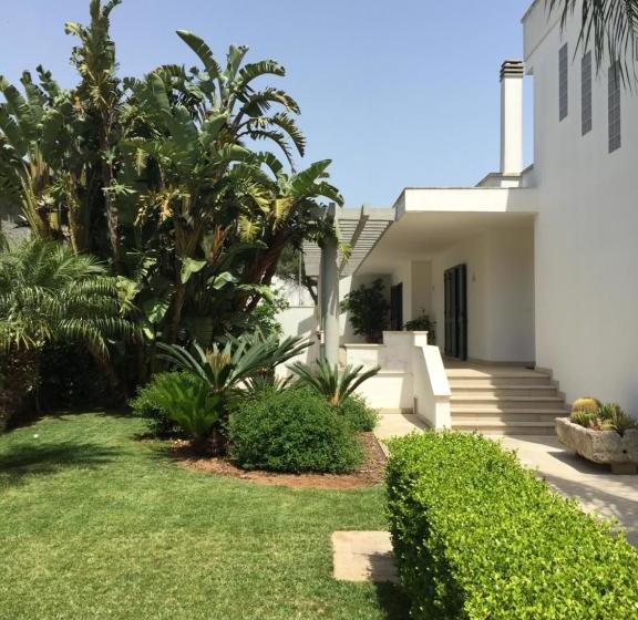 مبيت وإفطار Villa Sterlizia