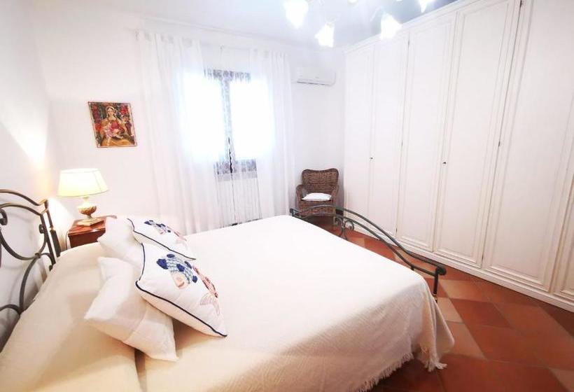 مبيت وإفطار Villa Sterlizia