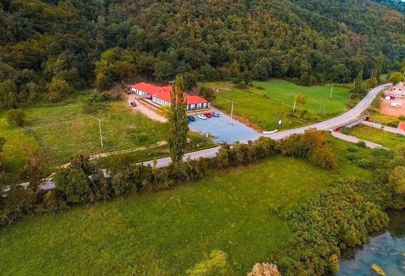 Clisura Dunarii Pensiunea Casa Creta