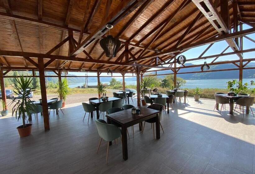 Clisura Dunarii Pensiunea Casa Creta