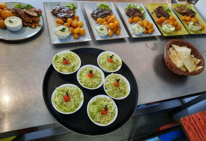 Clisura Dunarii Pensiunea Casa Creta