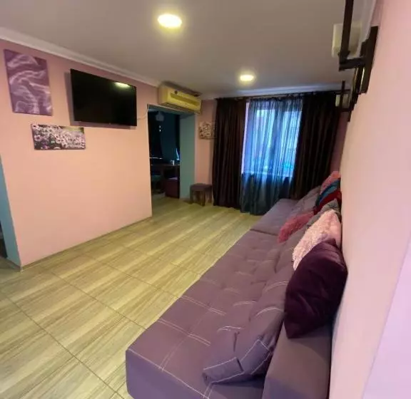 Hostel Zolota Nyva