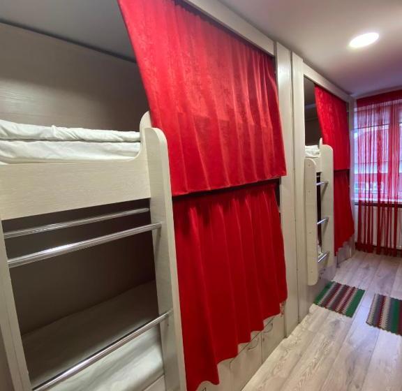 Hostel Zolota Nyva