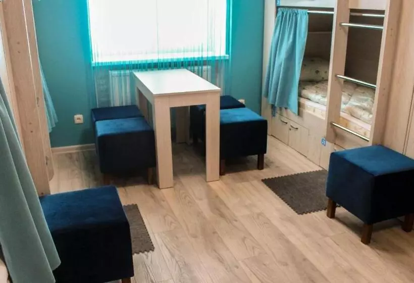 Hostel Zolota Nyva