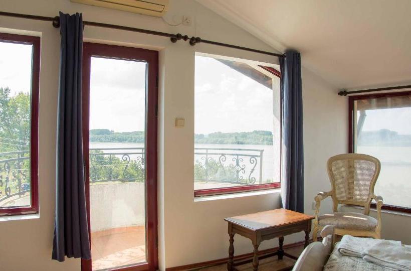 Hôtel хотел лодката