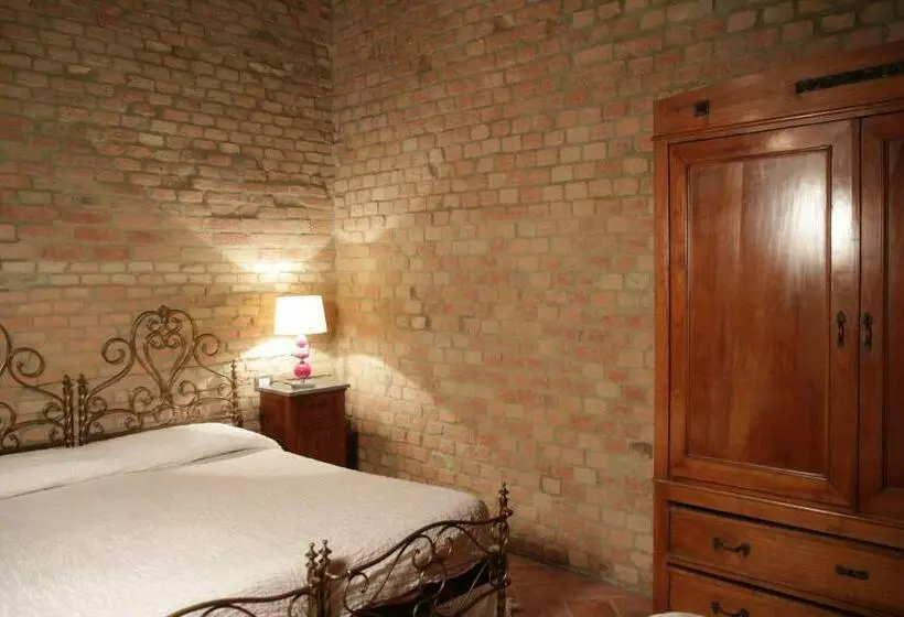 ホテル Agriturismo La Collina Del Sole