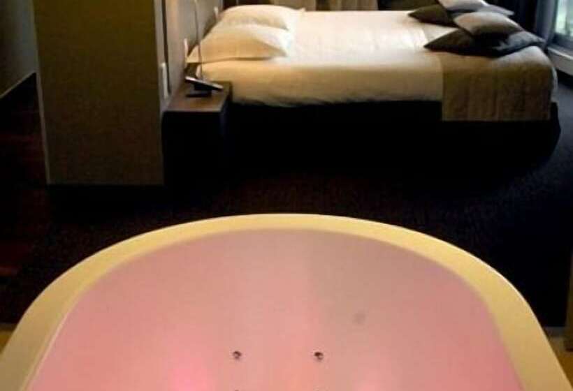 בית מלון כפרי Le Castel