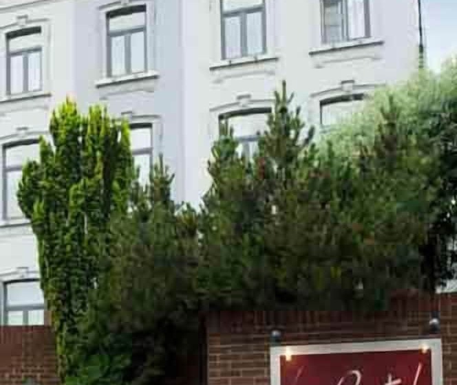 בית מלון כפרי Le Castel