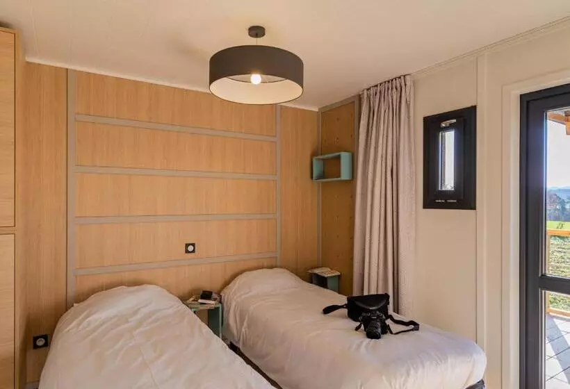 ホテル Les Quatre Vents