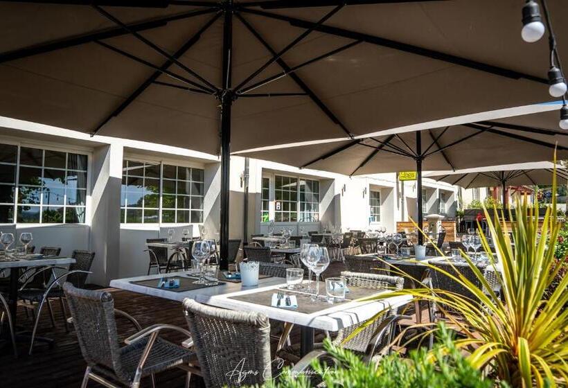 فندق Logis Du Champ De Mars