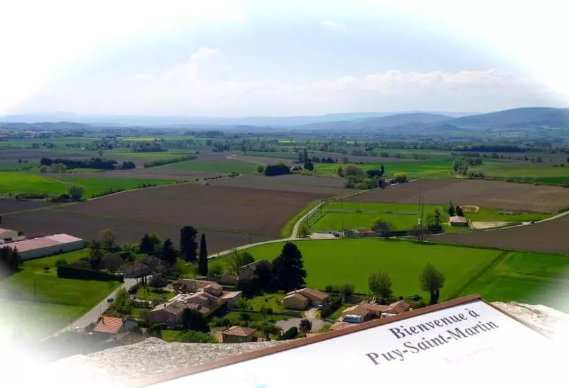 Hotelli Logis Du Champ De Mars