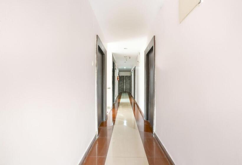 酒店 Spot On Sunshine Inn