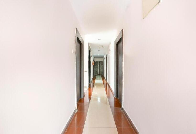 酒店 Spot On Sunshine Inn