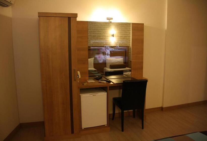 هتل Susuzlu Seckin