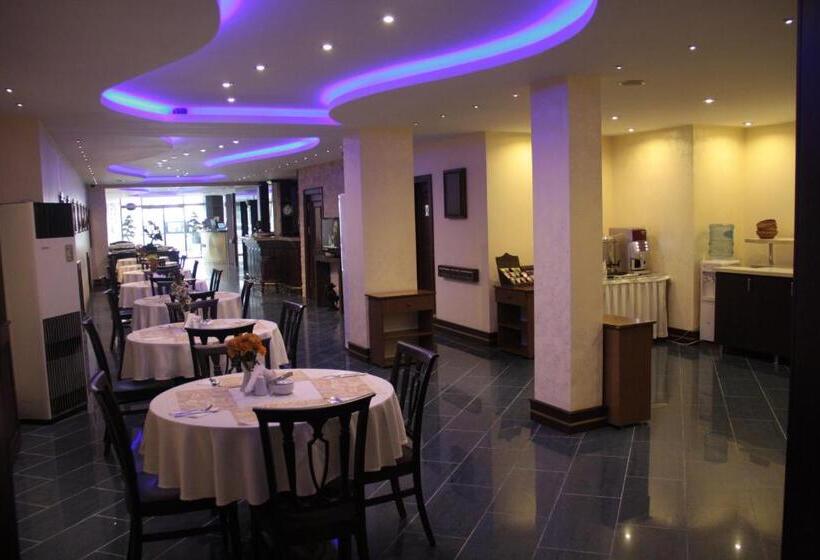 هتل Susuzlu Seckin