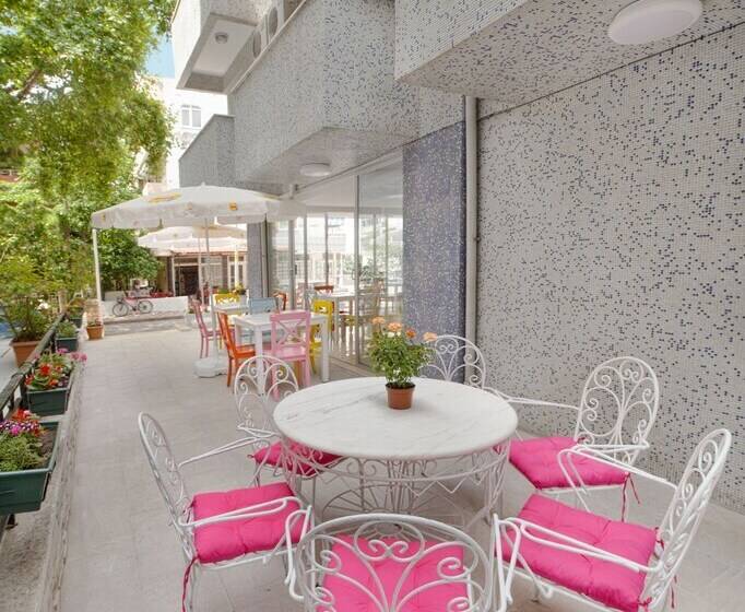 בית מלון כפרי Tuna