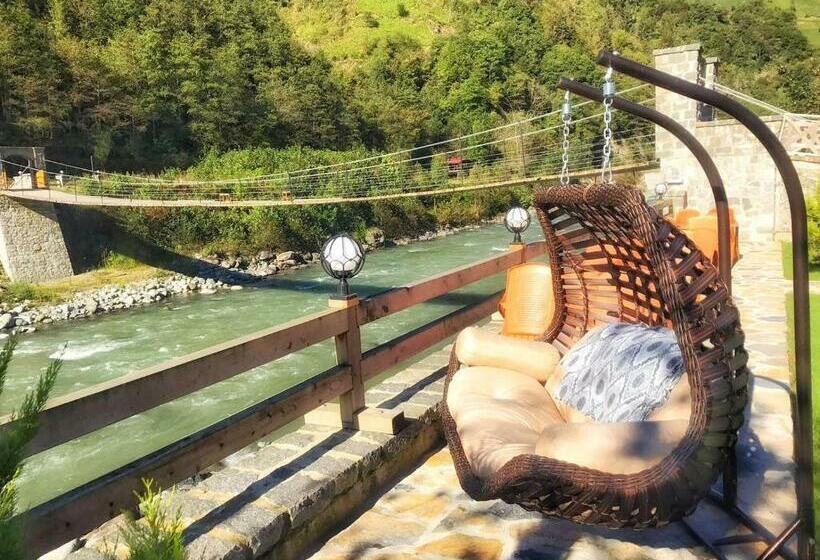 Nani Boutique Hotel & Bungalow