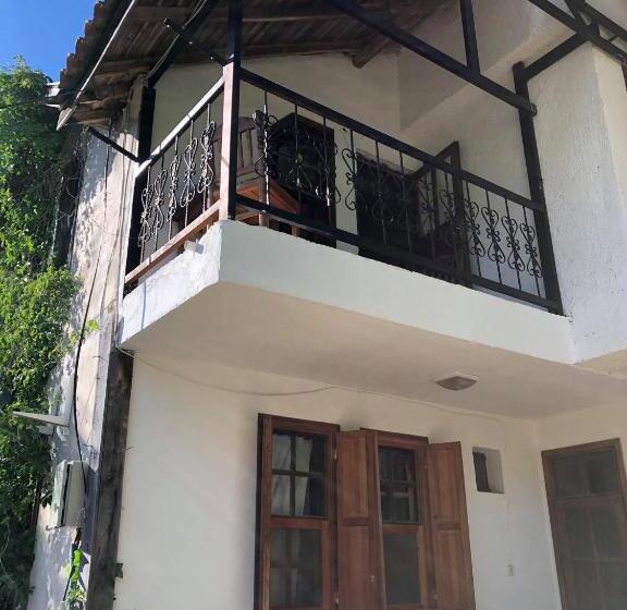 پانسیون Olympos Koyevi Countryhouse