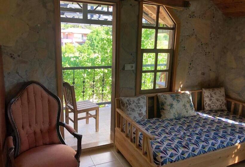 پانسیون Olympos Koyevi Countryhouse