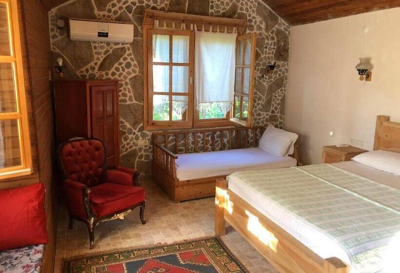 پانسیون Olympos Koyevi Countryhouse